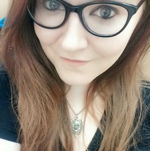 Meet your Posher, Brandi